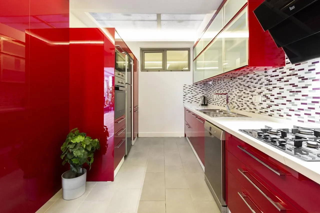 Chic, Cozy Apartment With Garden In Besiktas Istanbul